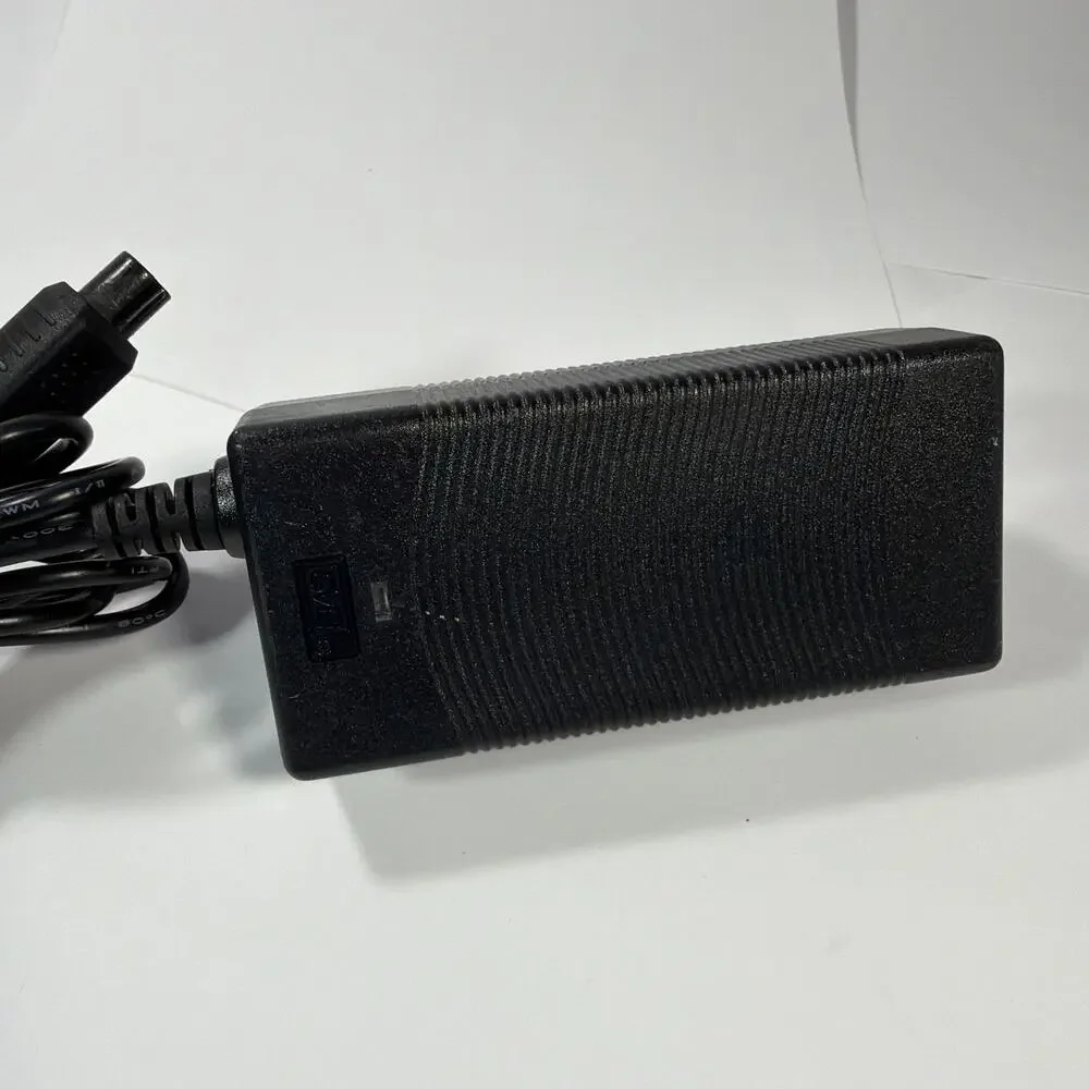 GVE GC42-294150-1A AC/DC Charger 29.4V 1.5A 3-Pin Round Connector